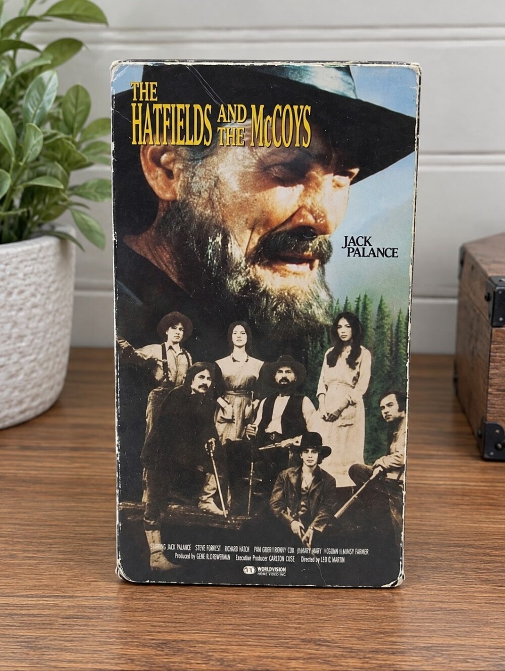 The Hatfields and the McCoys VHR video tape